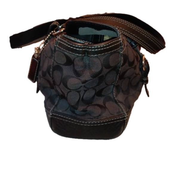 Coach Chelsea Signature Jacquard
Turnlock Satchel Bag - Picture 4 of 6